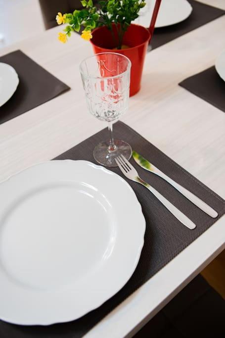 Oasi Di Relax Spa A 10 Min Dal Duomo Apartman Milánó Kültér fotó